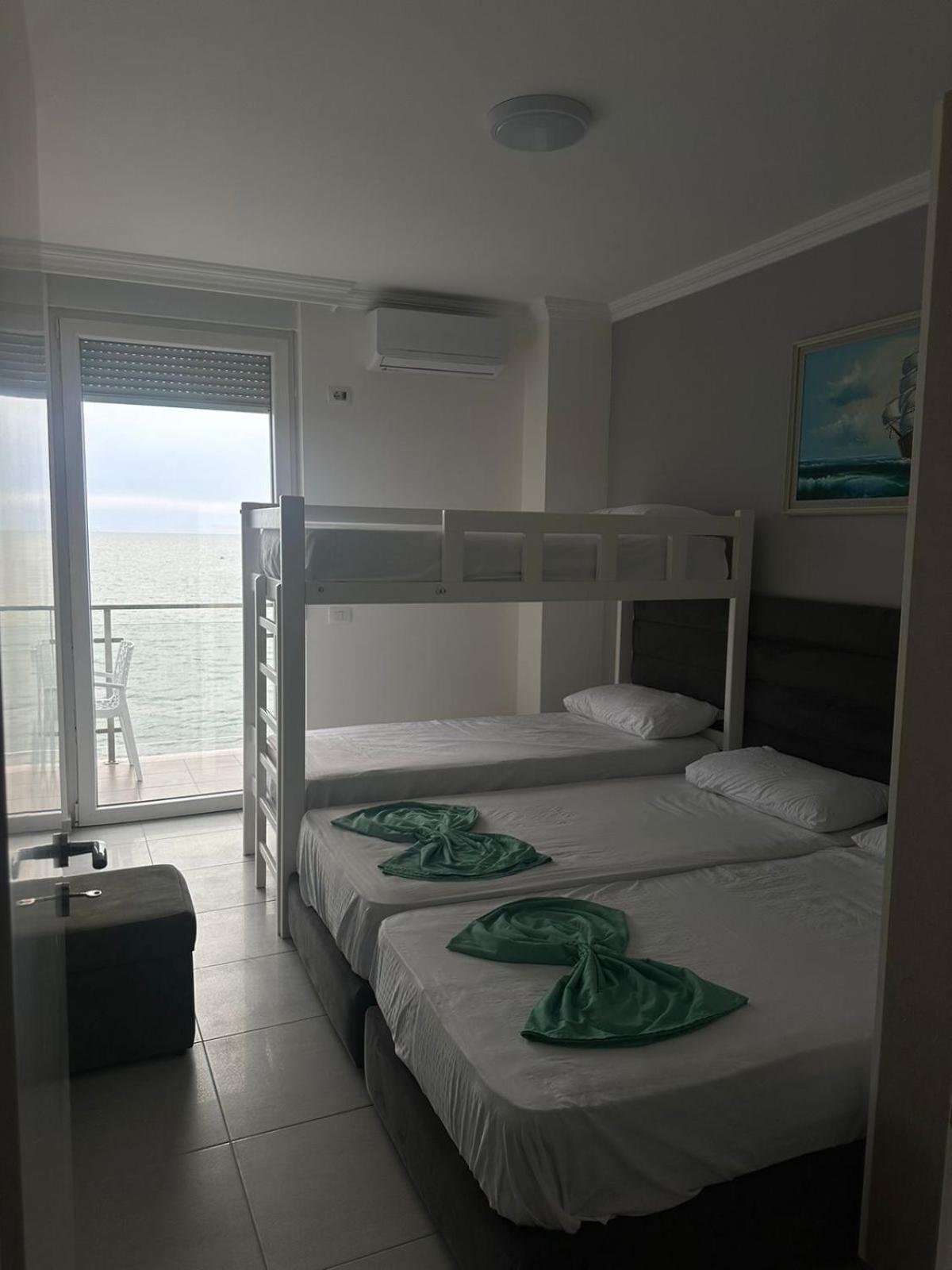 Shëngjin Holiday Home מראה חיצוני תמונה