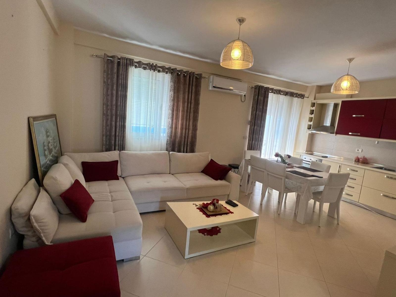Shëngjin Holiday Home מראה חיצוני תמונה
